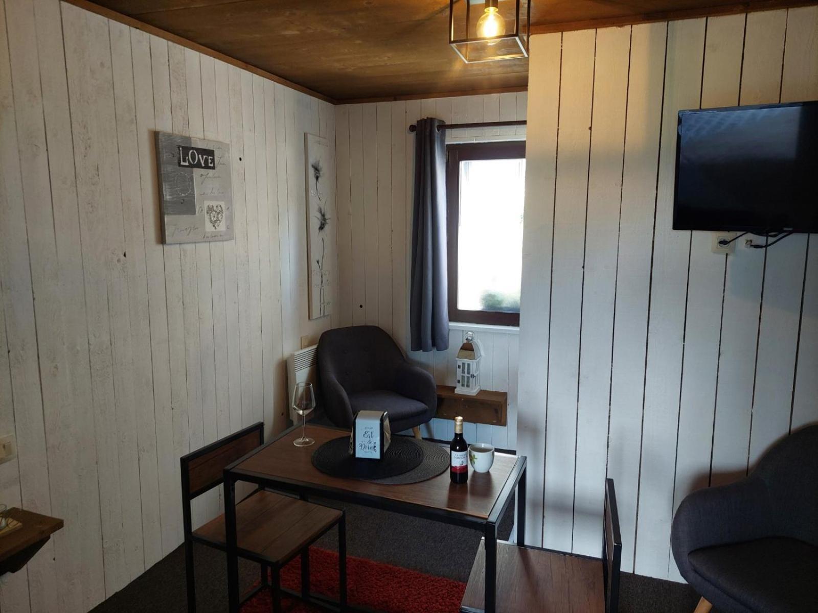 La Petite Suisse Acomodação com café da manhã Malmedy Exterior foto